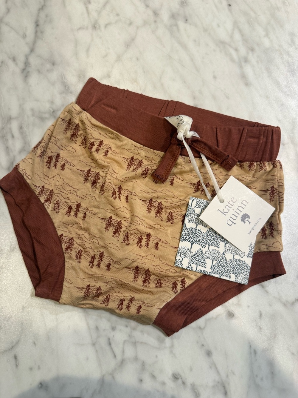 kate quinn tan & rust High-Waist Scenic Print Shorts